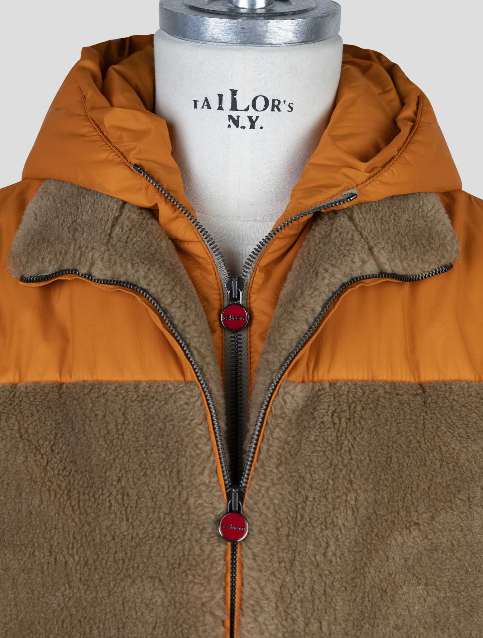 Kiton Brown Orange Camel Gilet