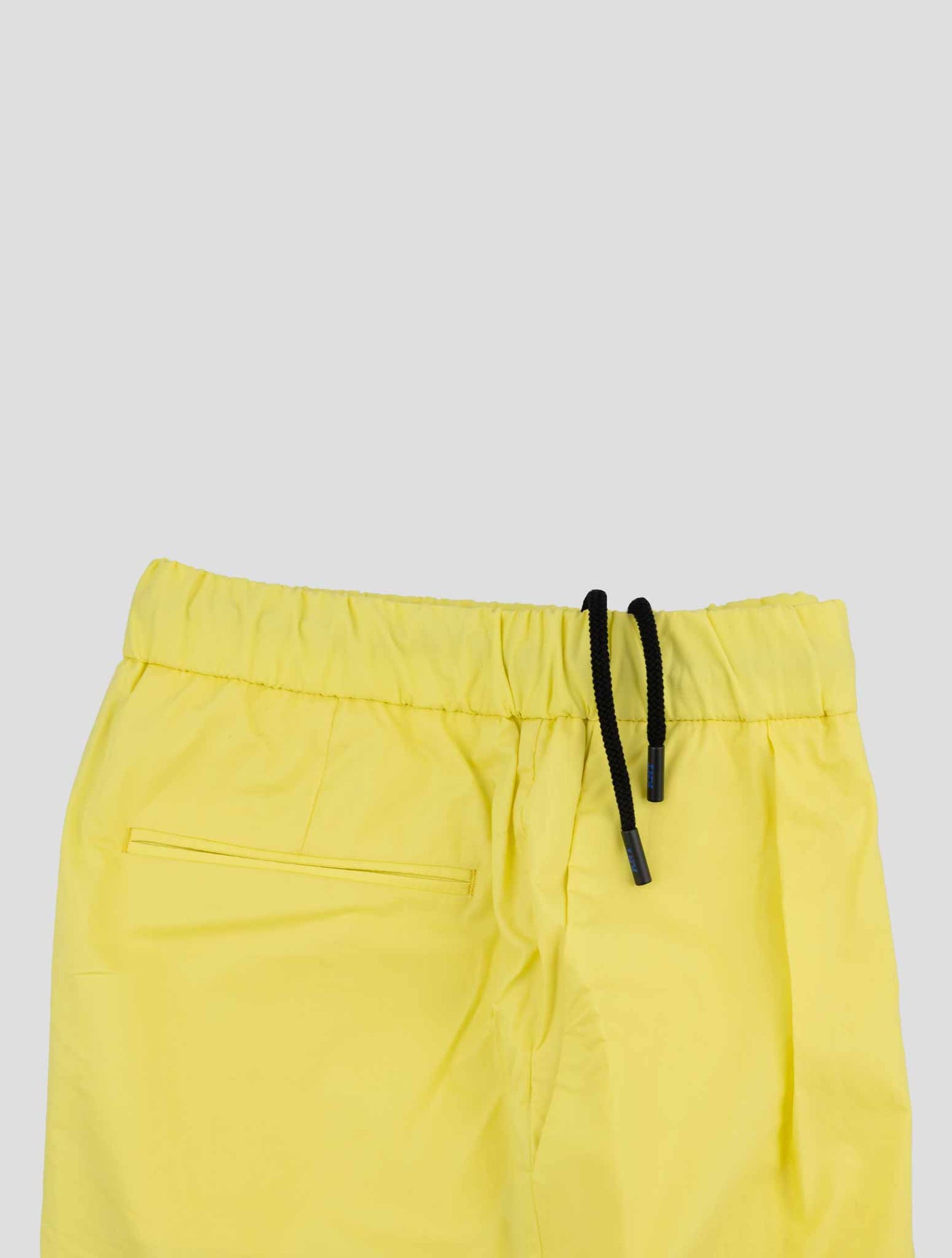 Kiton Knt Yellow Cotton Short Pants