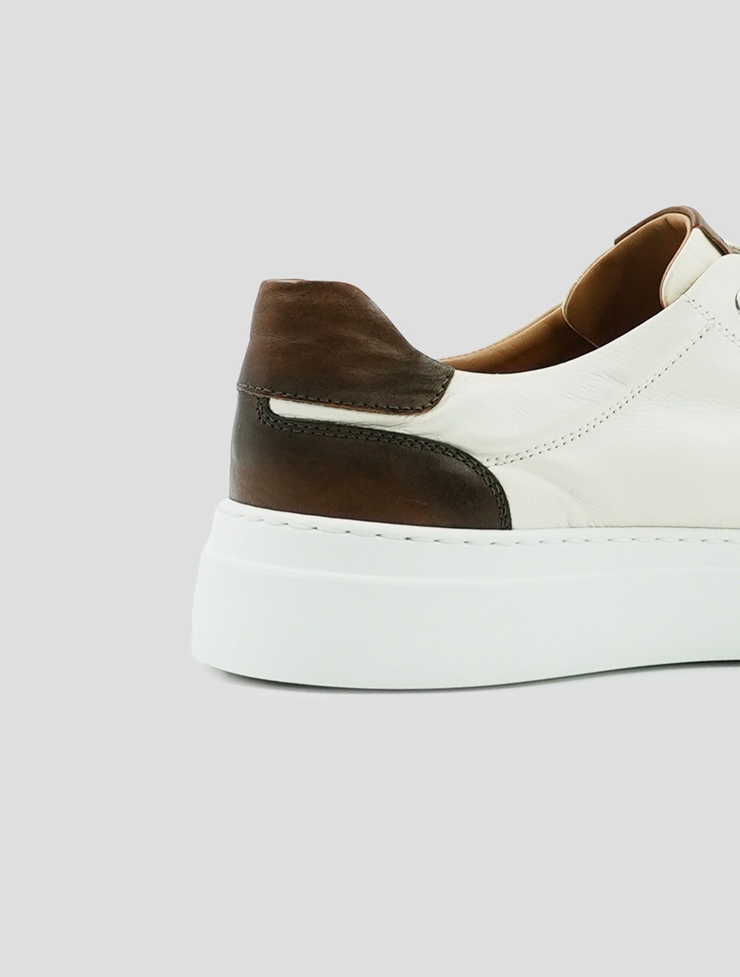Kiton Brown Beige Leather Sneakers