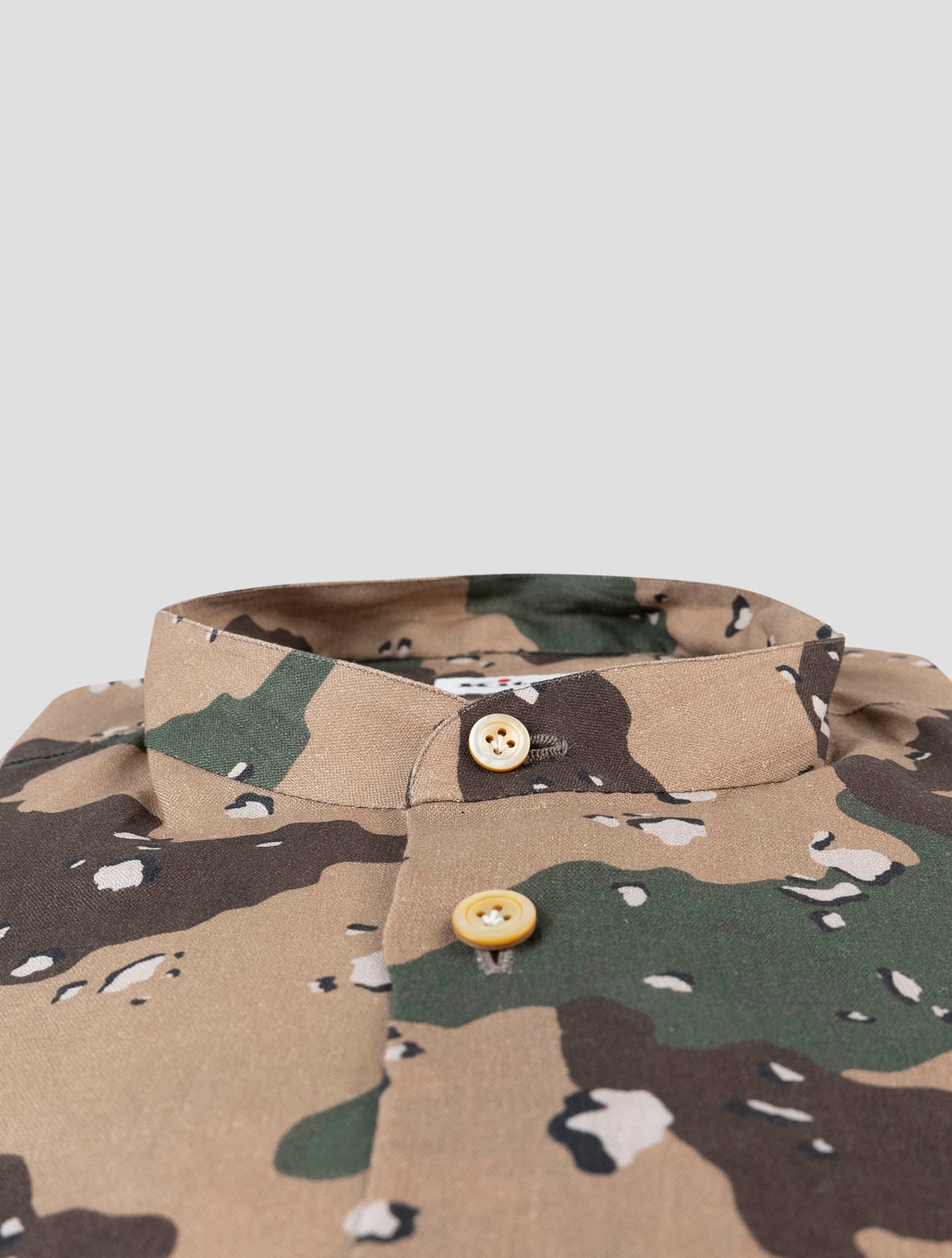 Kiton Green Linen Korean Shirt