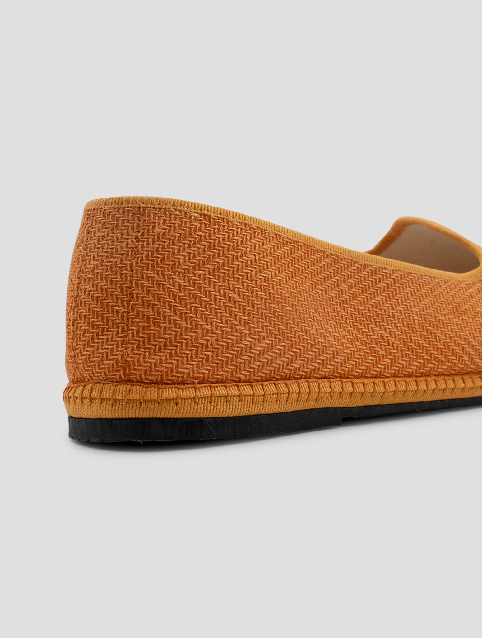 Kiton Orange Wool Linen Silk Lyocell Women