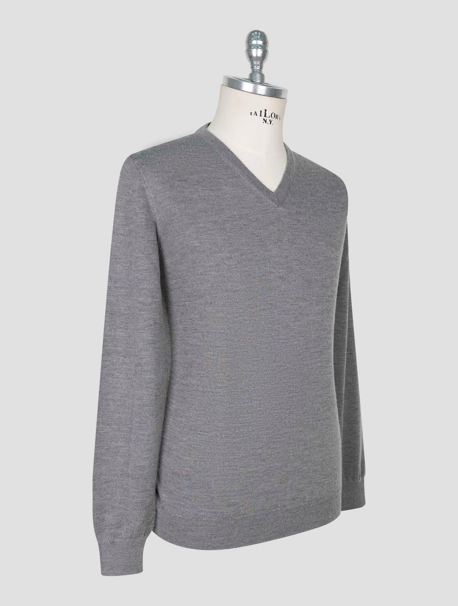 Kiton Black Cashmere Silk Sweater V-Neck