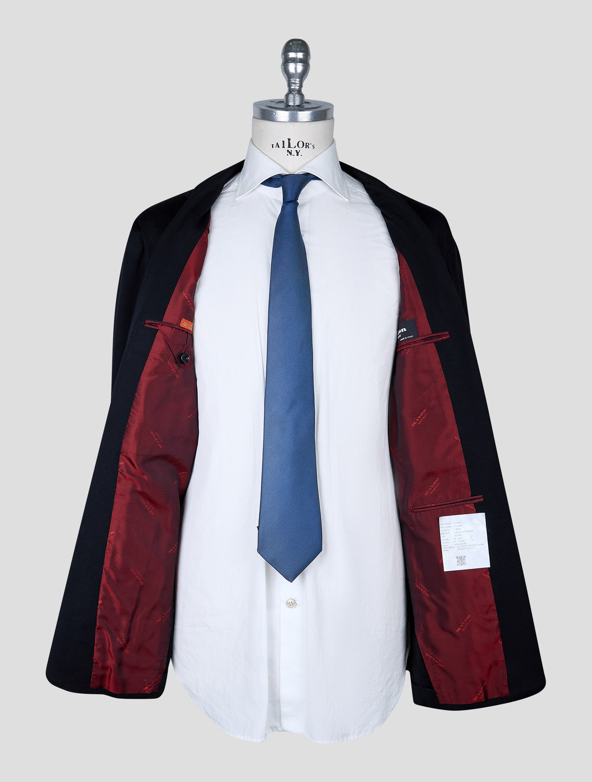 Kiton Black Virgin Wool 12,9 Micron Suit